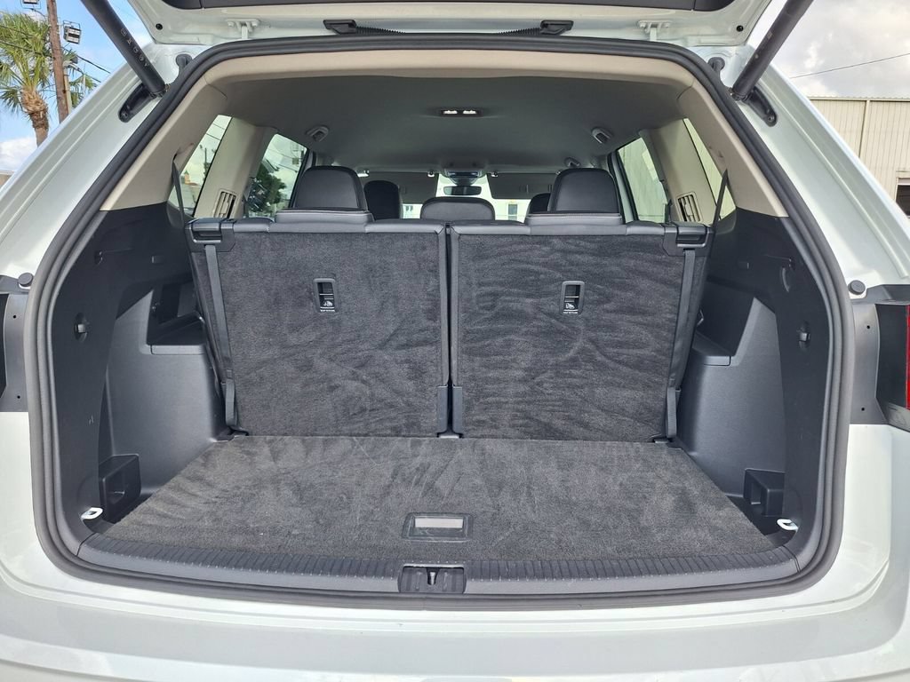 Used 2025 Volkswagen Atlas SE FWD image 26