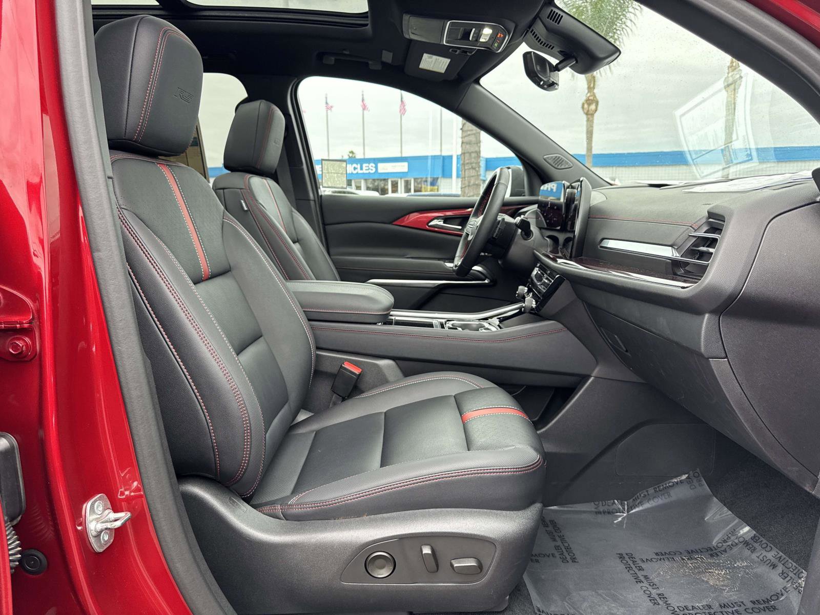 Used 2024 Chevrolet Traverse RS w/ LPO, Floor Liner Package image 32