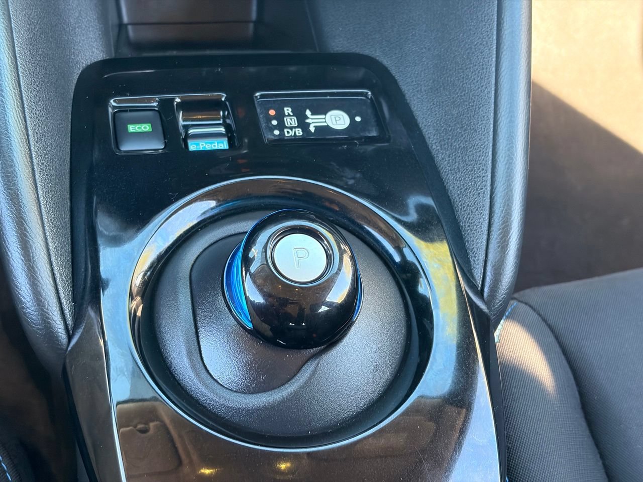 Certified 2022 Nissan Leaf SV Plus FWD image 26