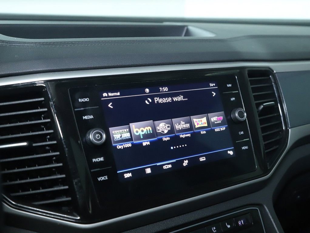 Used 2021 Volkswagen Atlas SEL Premium image 32