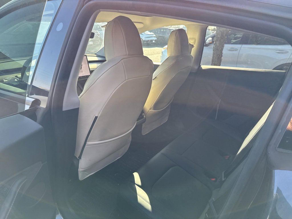 Used 2024 Tesla Model Y Long Range image 9