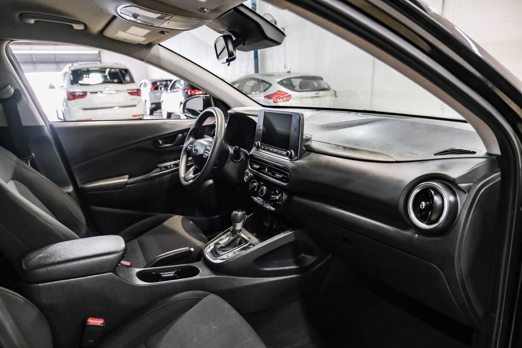 Used 2022 Hyundai Kona SEL FWD image 14