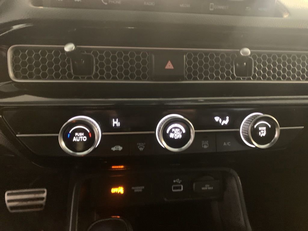 Used 2023 Honda Civic Sport image 18