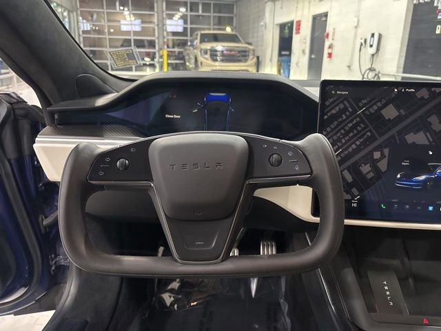 Used 2022 Tesla Model S Plaid image 13