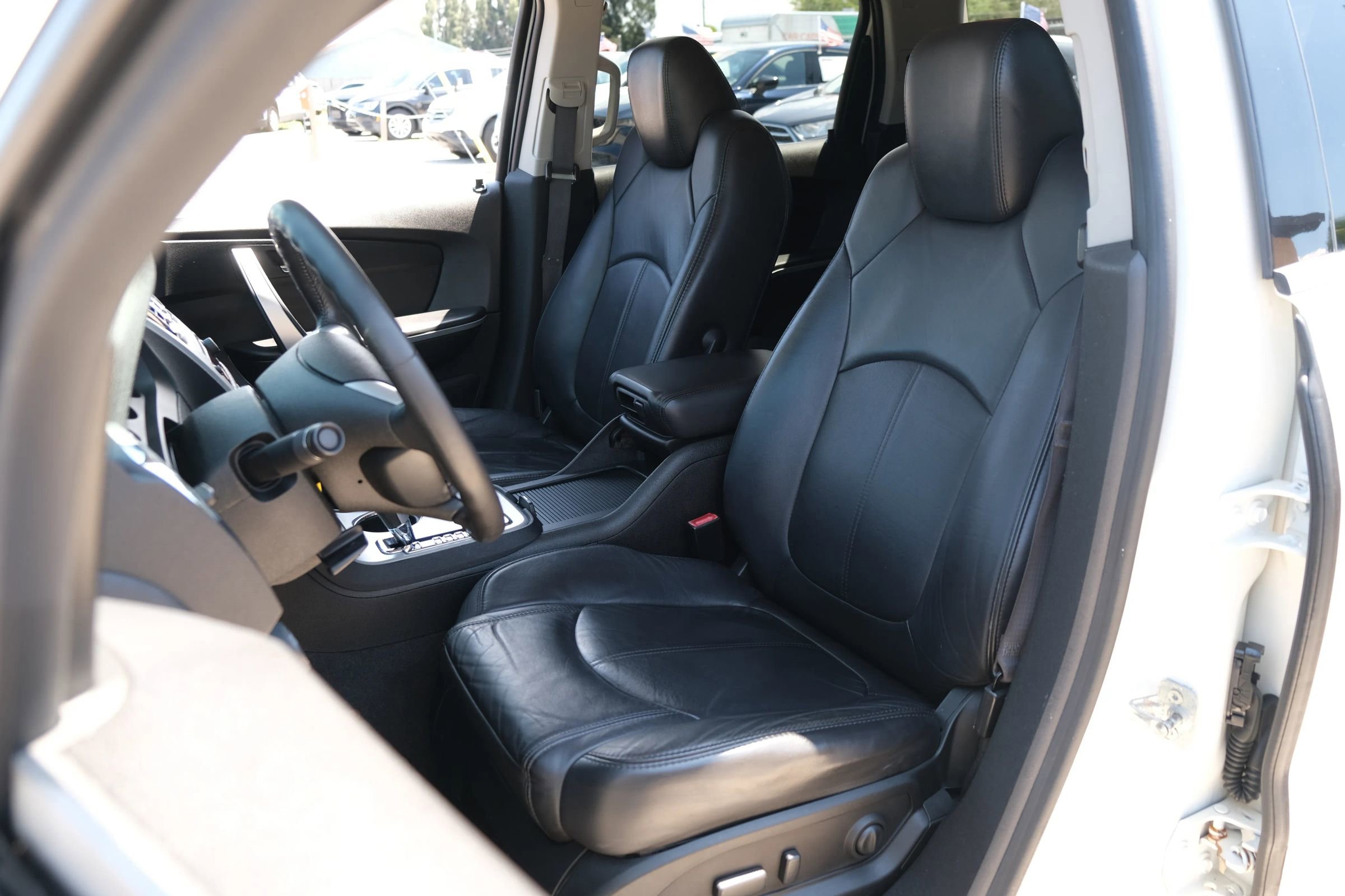 Used 2012 GMC Acadia SLT AWD/4WD image 9