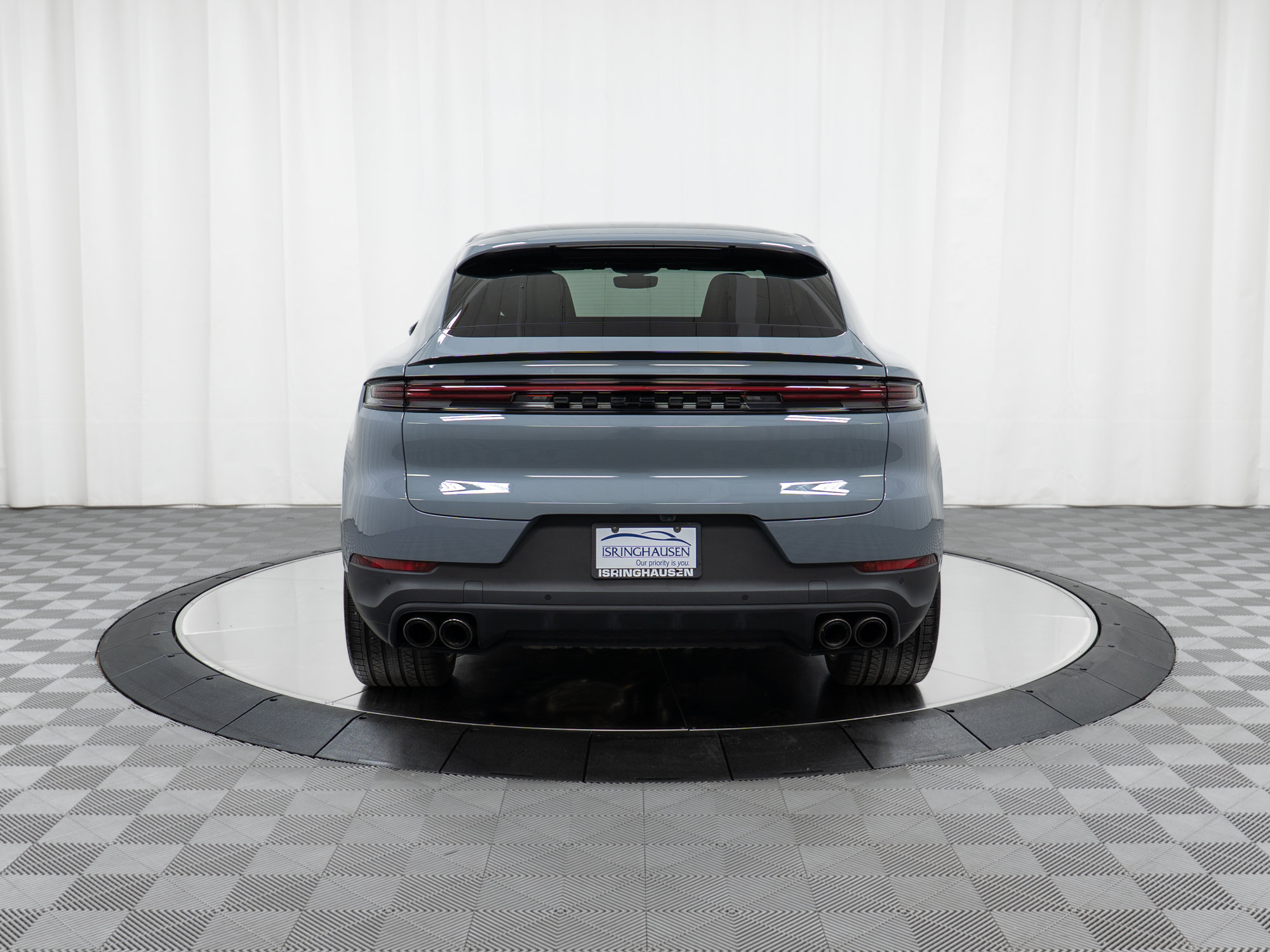 Certified 2024 Porsche Cayenne Coupe AWD/4WD image 6