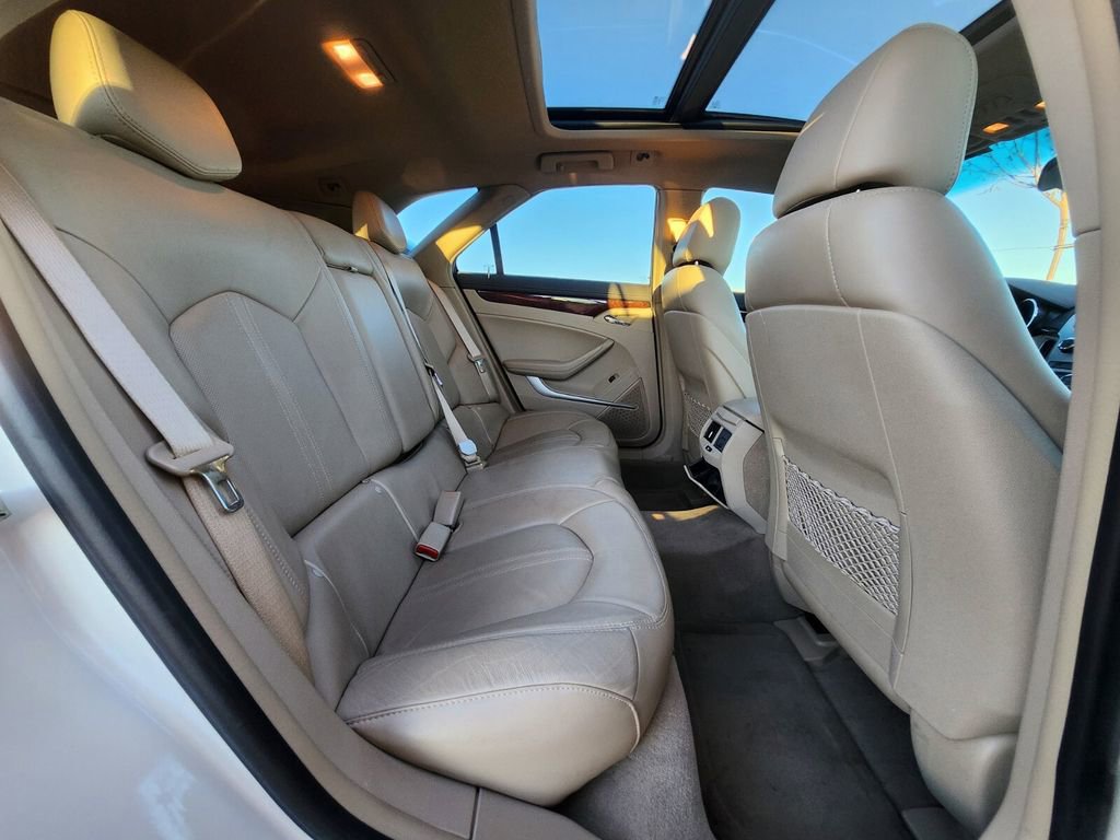 Used 2010 Cadillac CTS Performance w/ Performance Luxury Package image 12