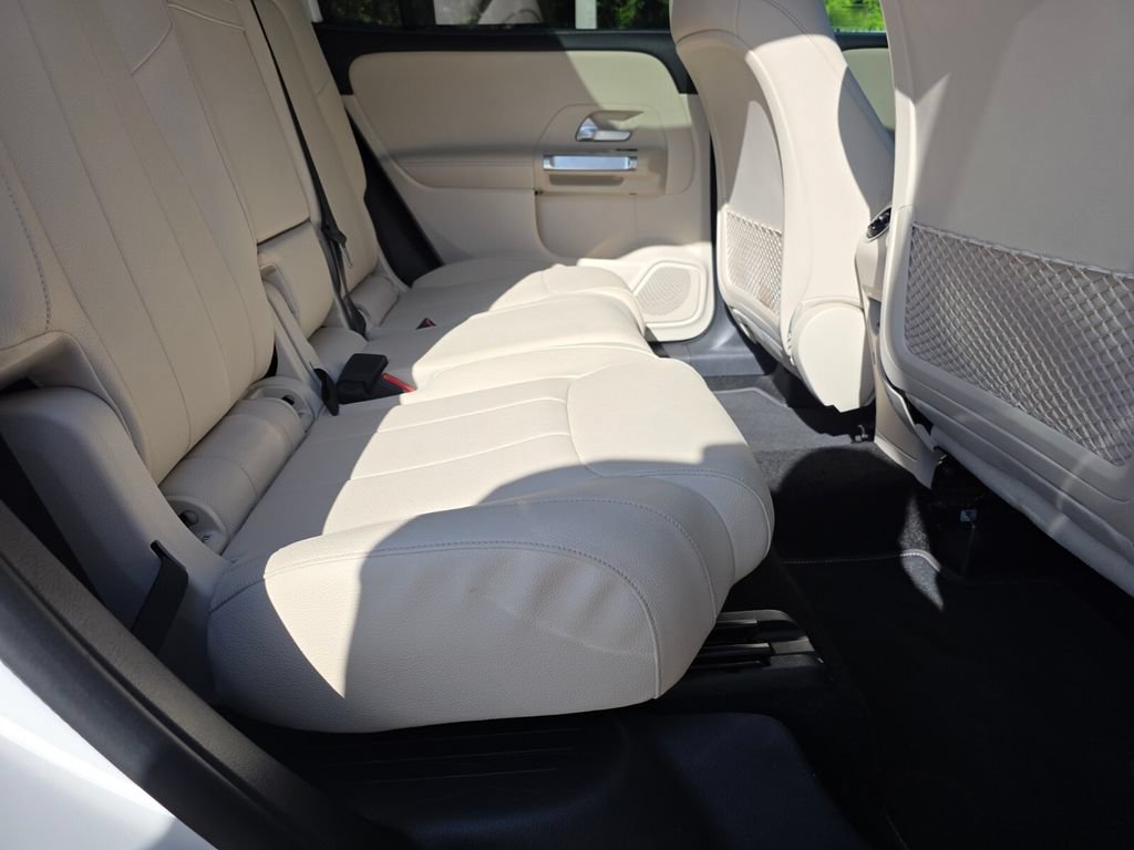 Used 2022 Mercedes-Benz GLB 250 image 17
