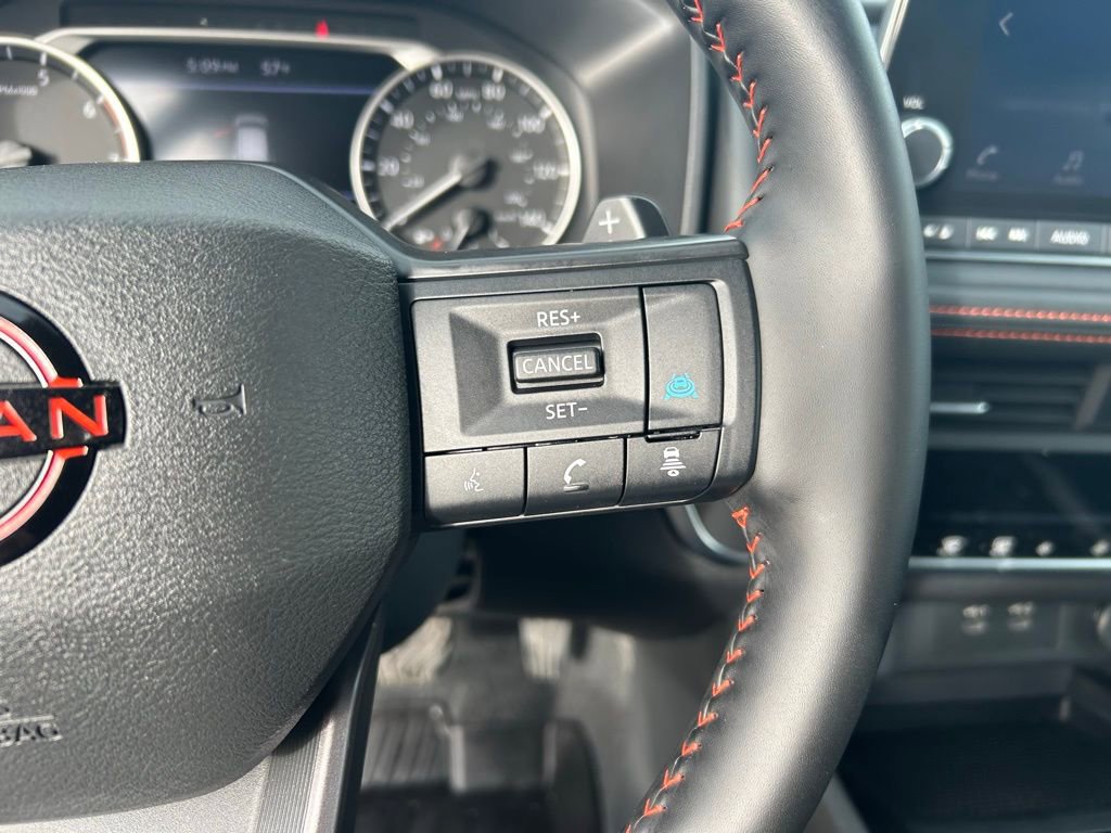 Used 2025 Nissan Rogue SV image 25