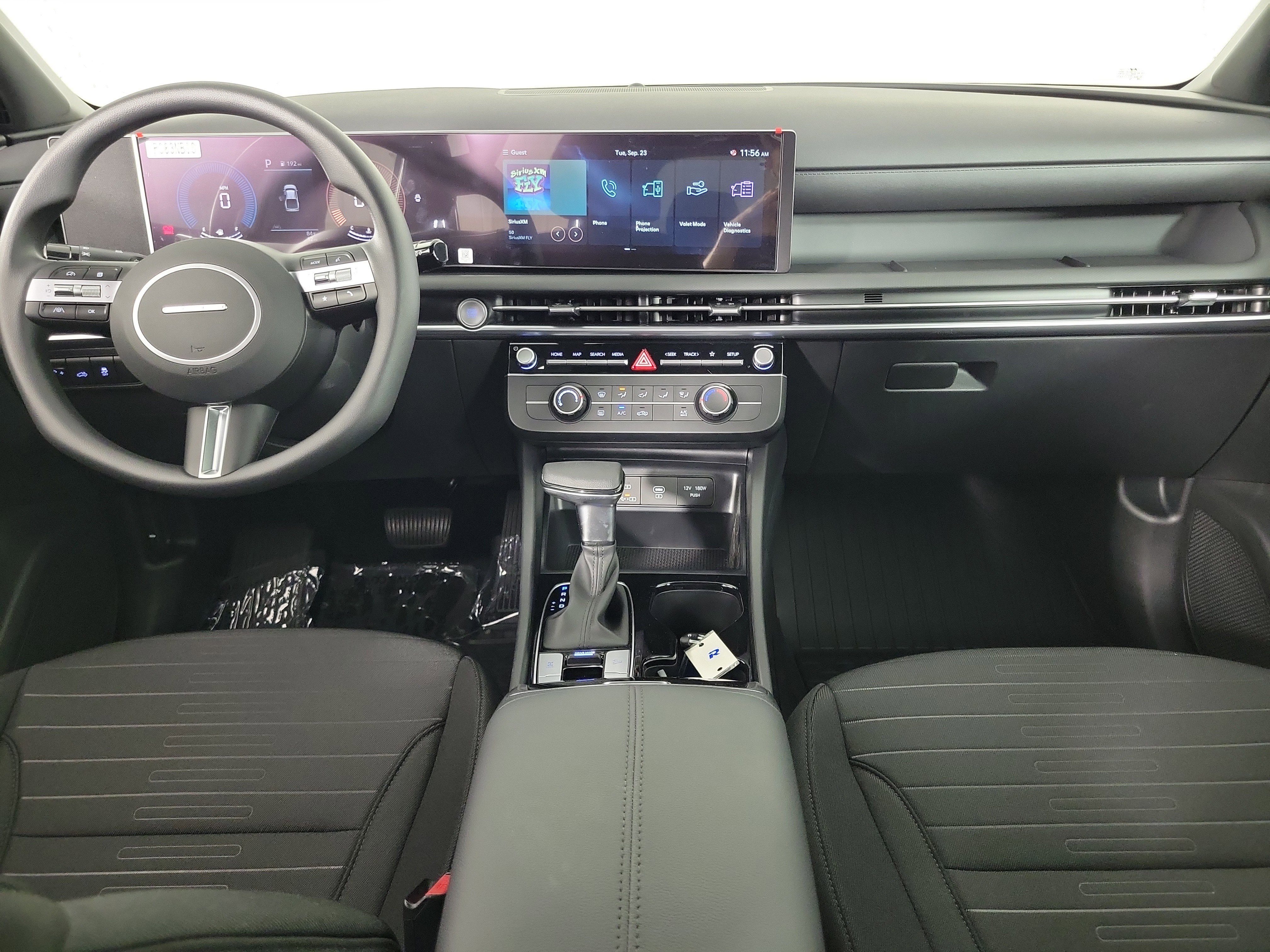 New 2025 Hyundai Santa Cruz SE image 4