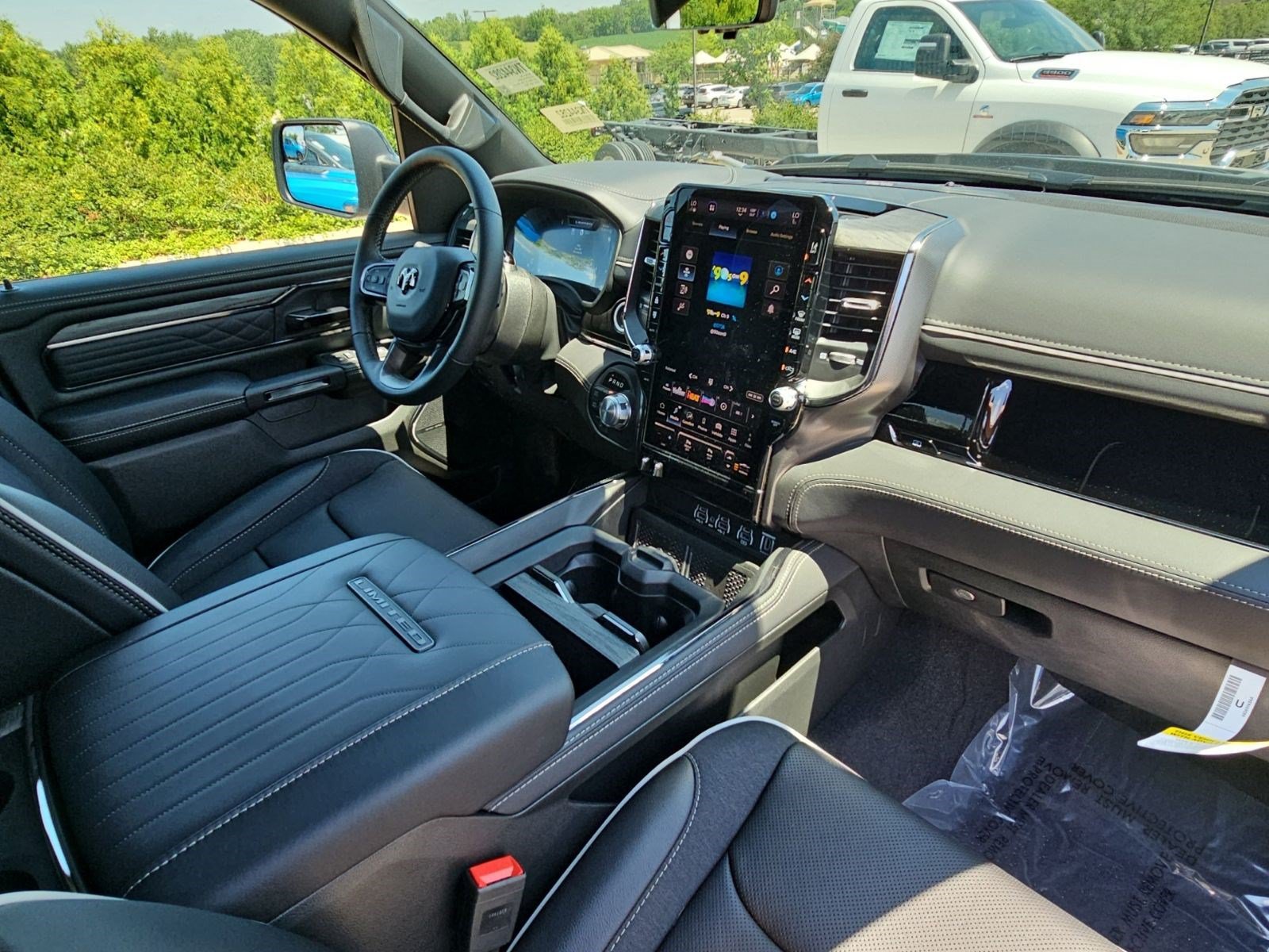 New 2026 RAM 1500 Limited AWD/4WD image 14