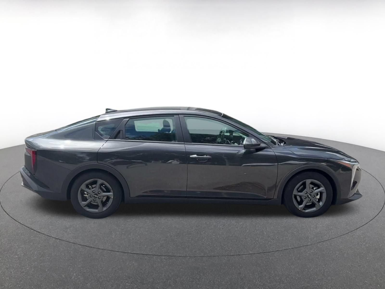 Used 2026 Kia K4 FWD image 15