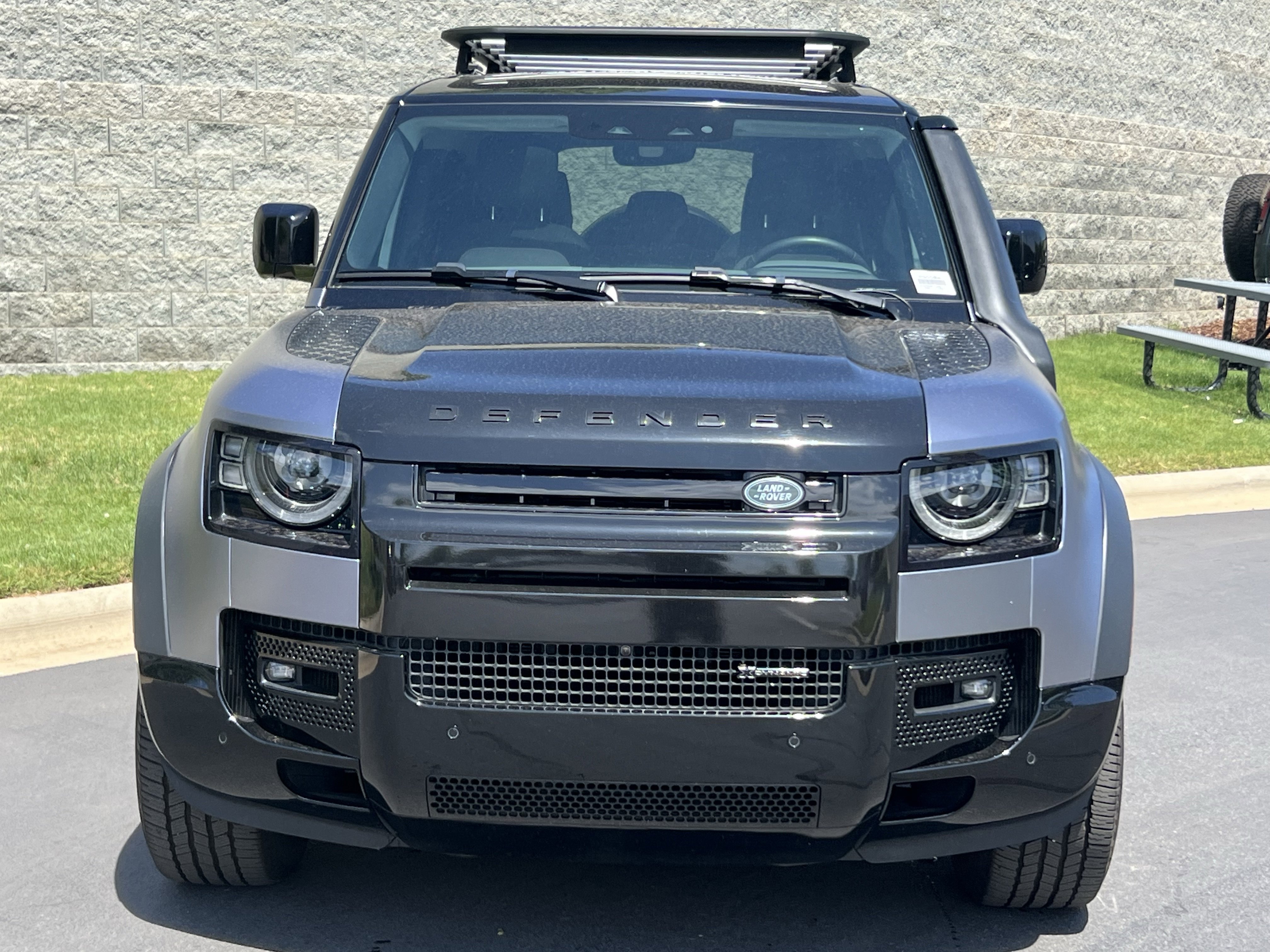 Certified 2023 Land Rover Defender 110 X-Dynamic SE AWD/4WD image 10