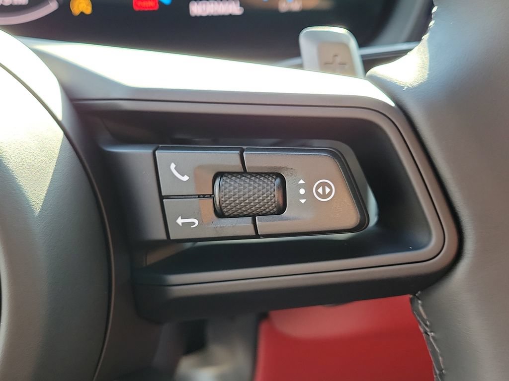 New 2026 Porsche Cayenne Coupe AWD/4WD image 36