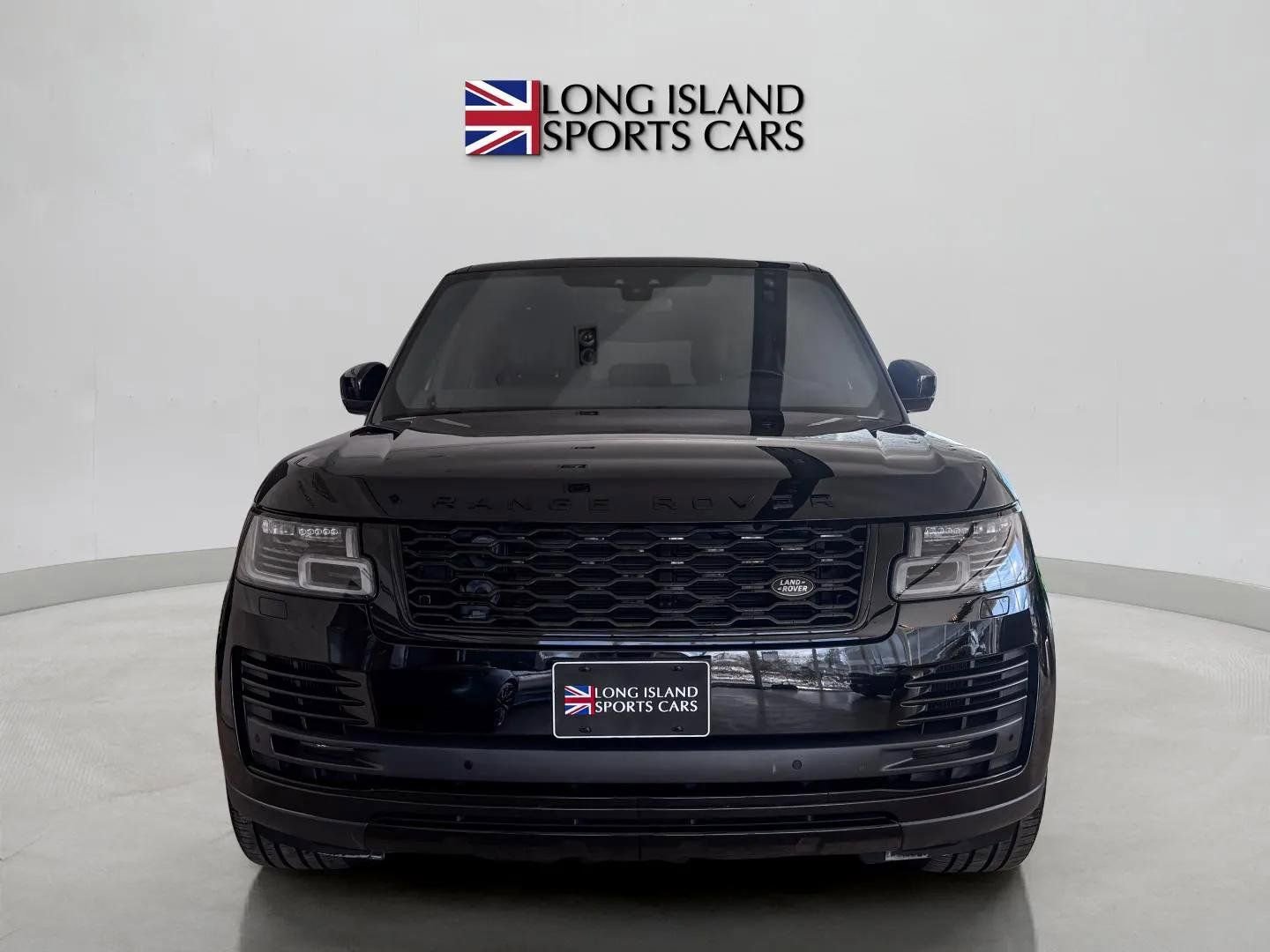 Used 2022 Land Rover Range Rover P525 Westminster Edition image 2