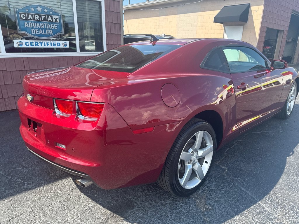 Used 2010 Chevrolet Camaro LT RWD image 5