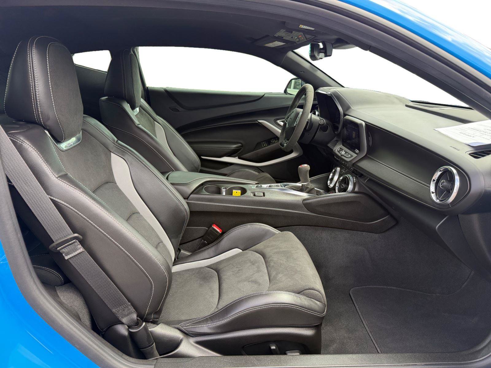 Used 2022 Chevrolet Camaro SS RWD image 21
