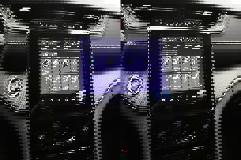 Used 2023 Jeep Grand Cherokee L Laredo image 23