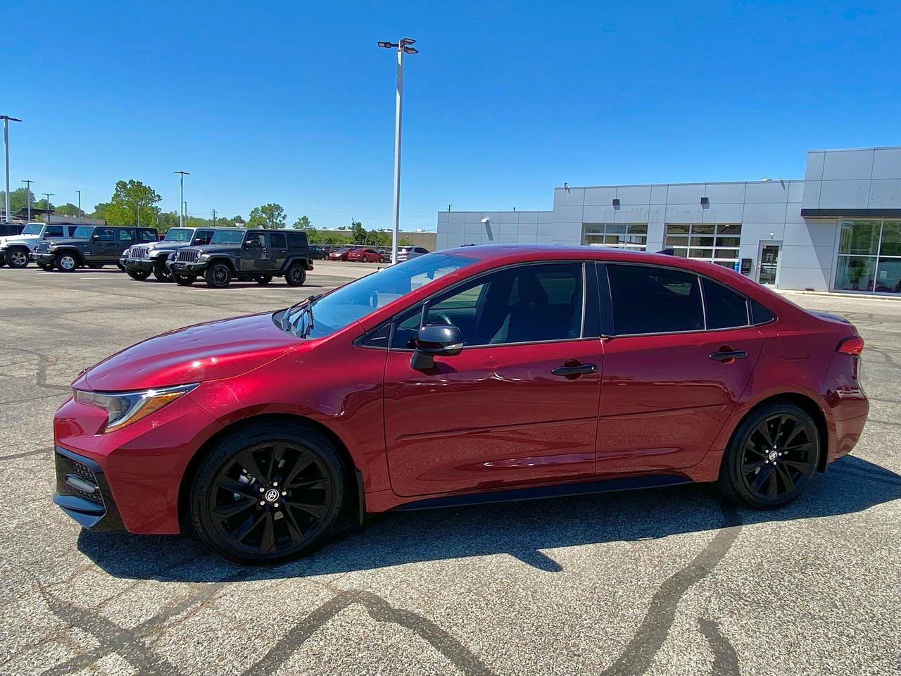 Used 2022 Toyota Corolla SE FWD image 16
