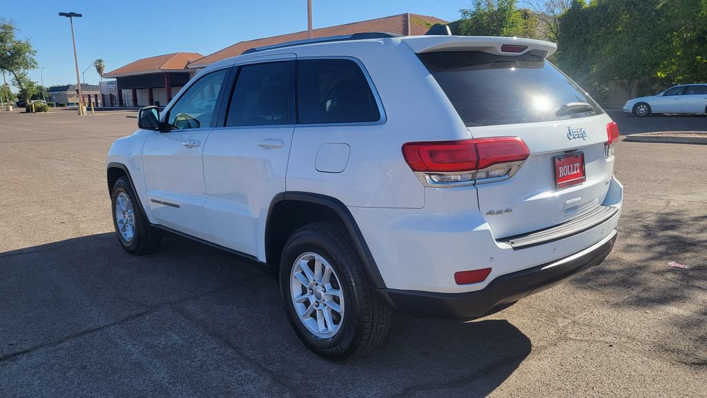Used 2018 Jeep Grand Cherokee Laredo AWD/4WD image 7
