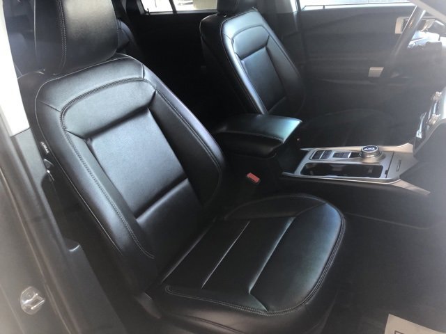 Used 2020 Ford Explorer XLT w/ Equipment Group 202A image 16