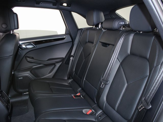 New 2025 Porsche Macan image 23