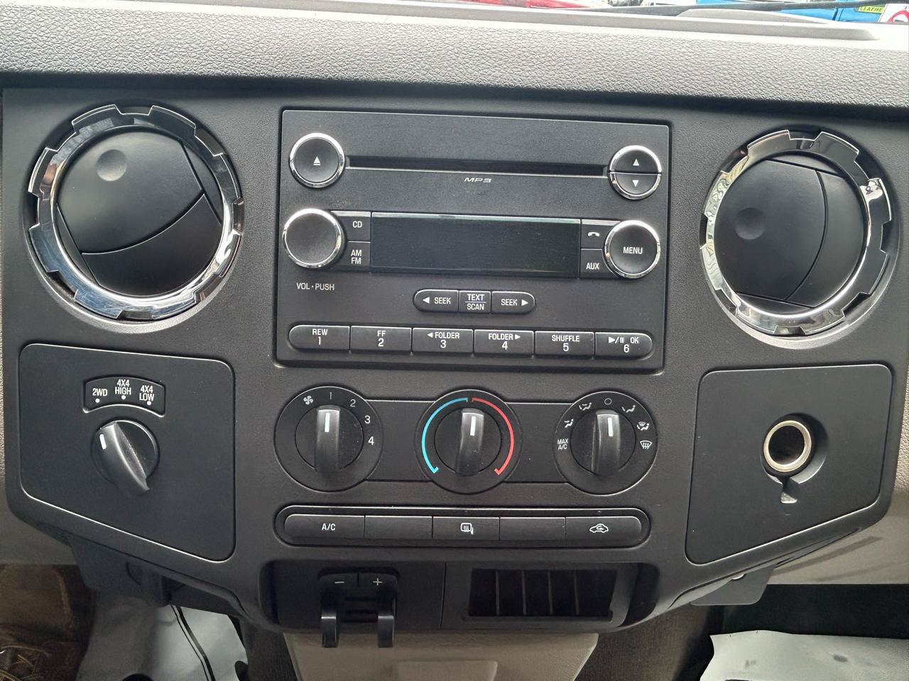 Used 2010 Ford F250 XLT AWD/4WD image 20