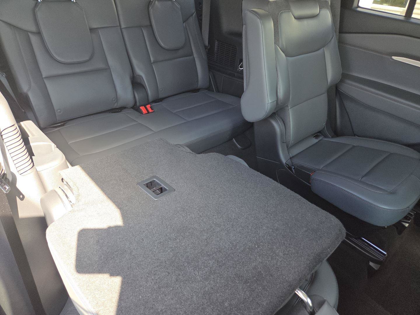 New 2026 Ford Explorer Active w/ Active Comfort Package AWD/4WD image 24