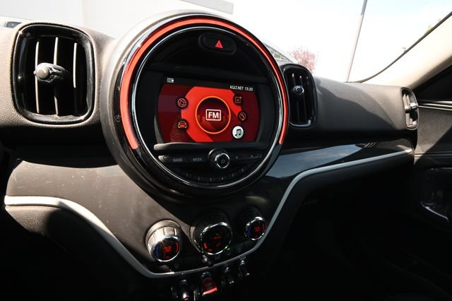 Used 2018 MINI Cooper Countryman S FWD image 12