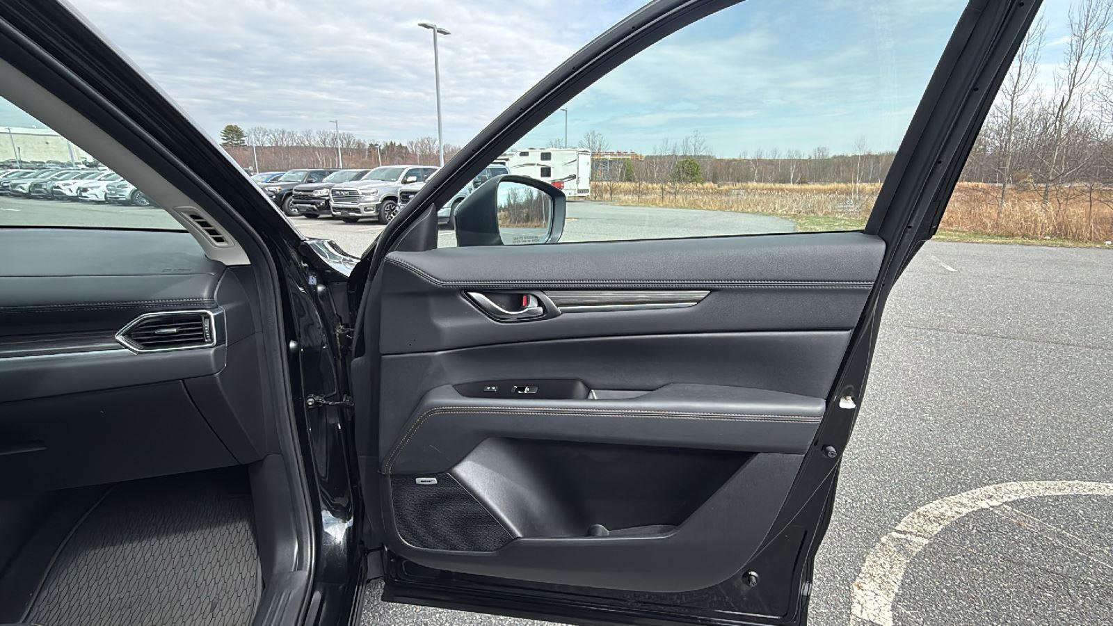 Certified 2022 MAZDA CX-5 AWD 2.5 S w/ Premium Plus Pkg image 17