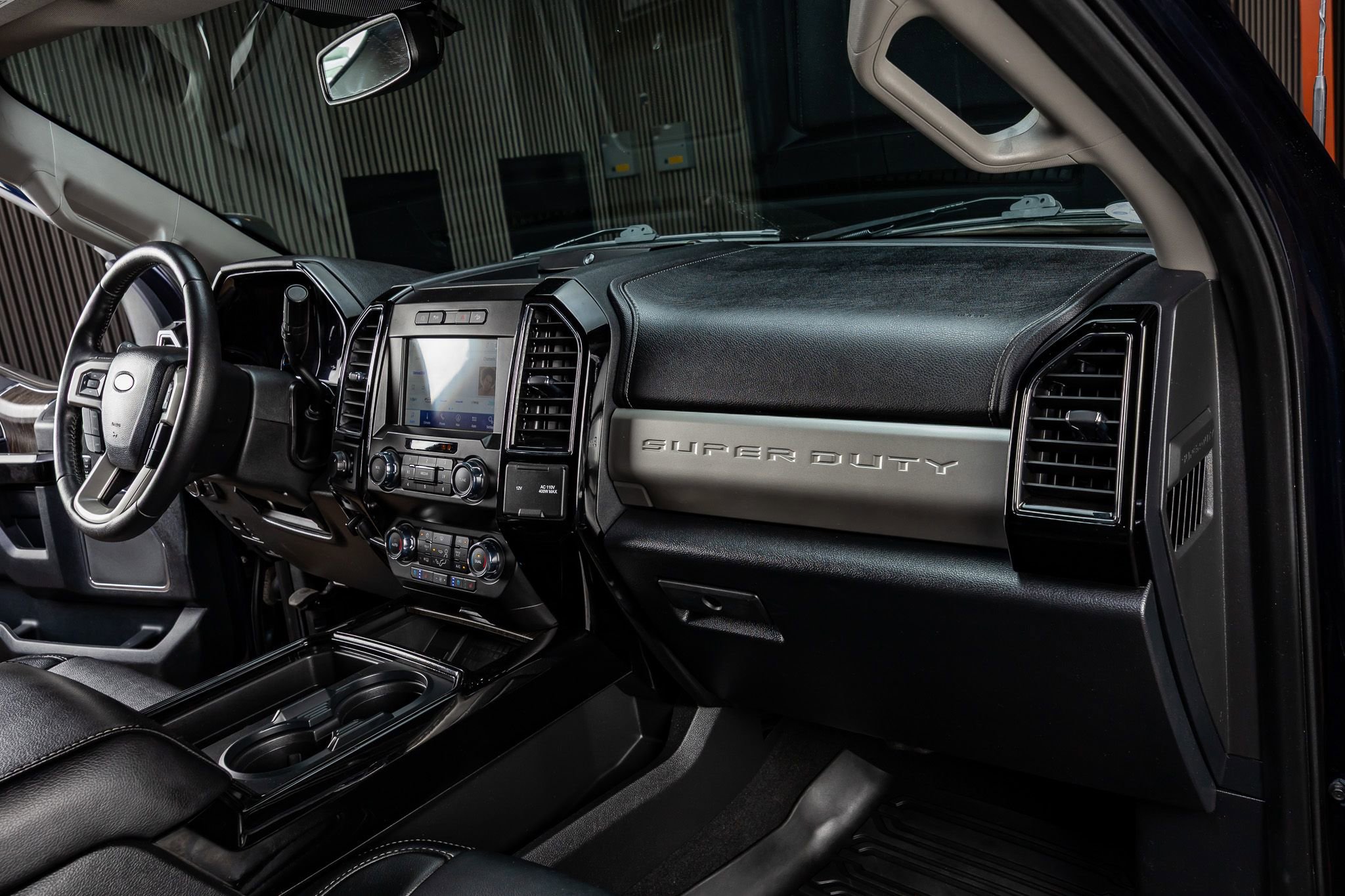 Used 2021 Ford F250 Lariat w/ Lariat Ultimate Package image 17