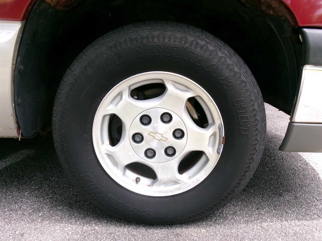 Used 2004 Chevrolet Silverado 1500 LS RWD image 29