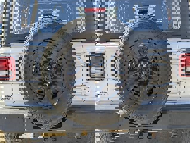 Used 2023 Jeep Wrangler Sport image 19