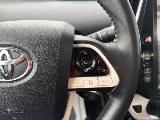 Used 2018 Toyota Prius Prime Premium image 19
