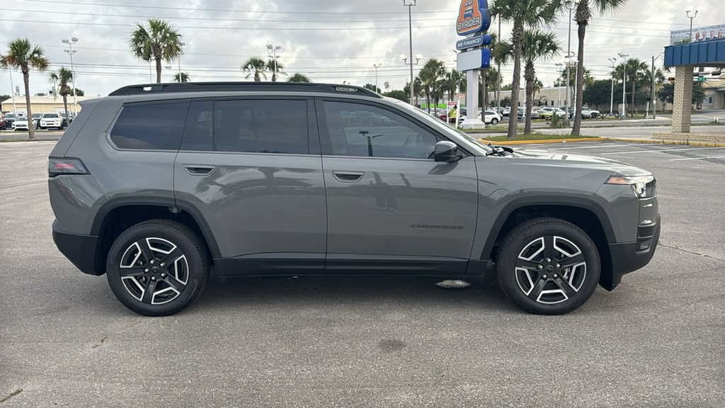 New 2026 Jeep Cherokee Laredo AWD/4WD image 7