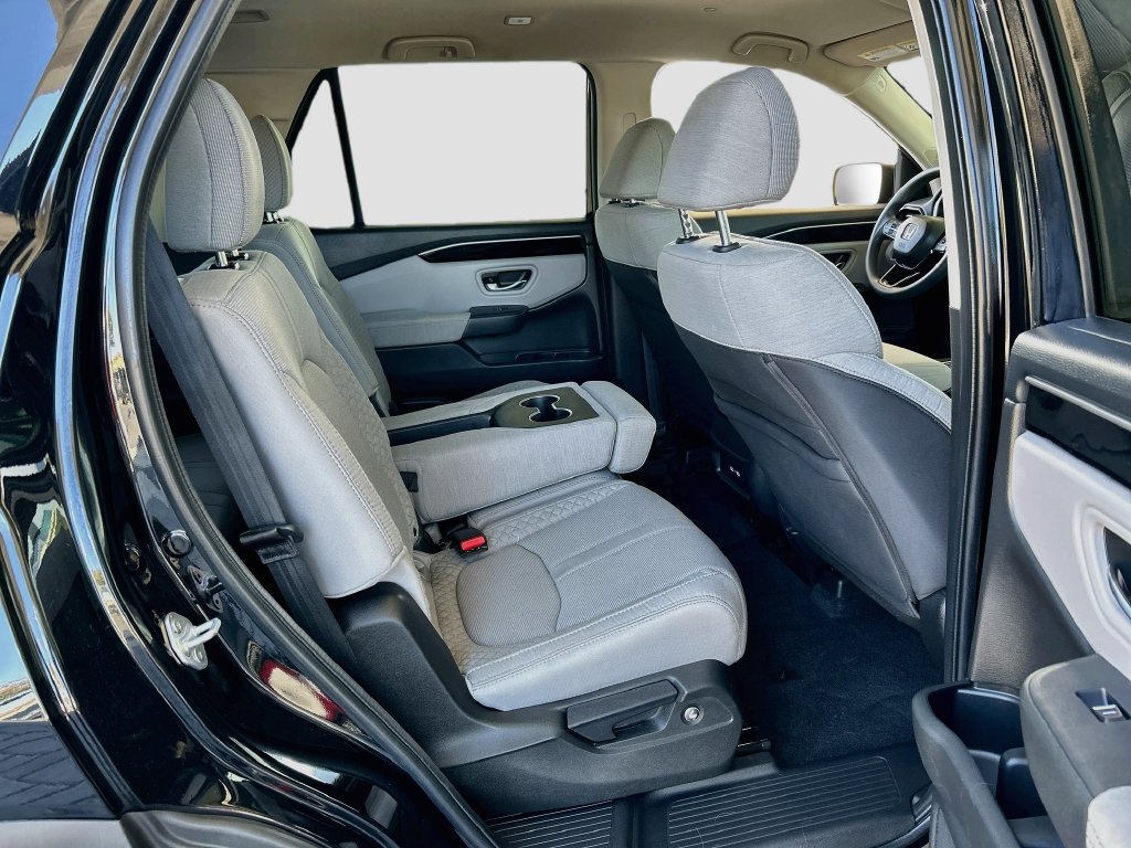 Certified 2023 Honda Pilot LX image 27