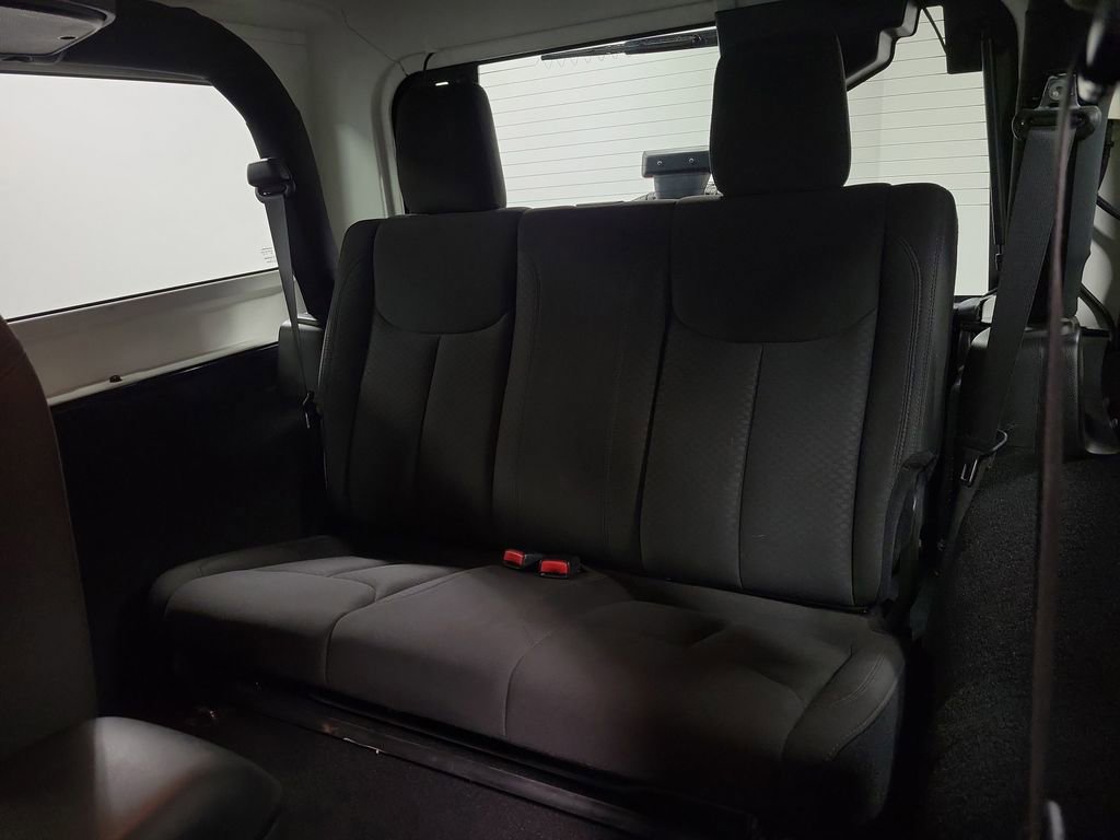 Used 2018 Jeep Wrangler Sport image 21