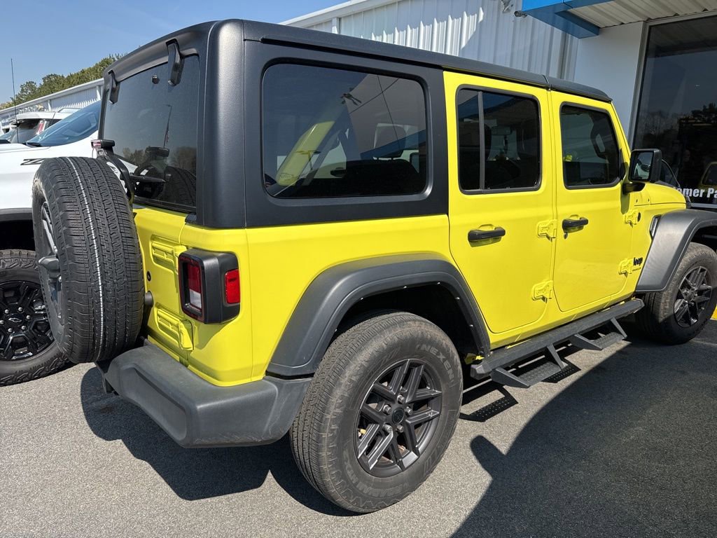 Used 2024 Jeep Wrangler Sport S image 4