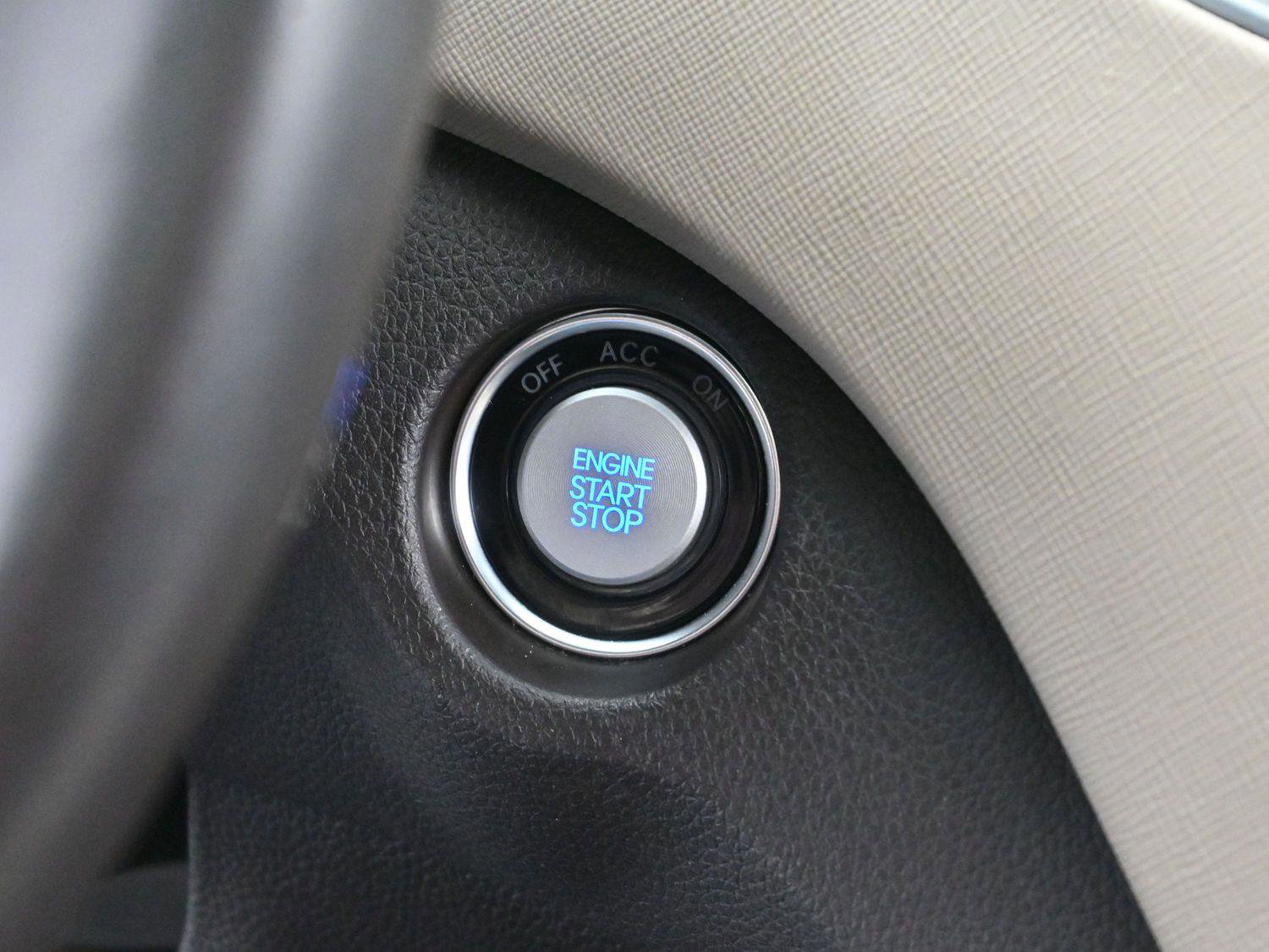 Used 2017 Hyundai Santa Fe Sport w/ 2.4L Tech Package 04 image 26