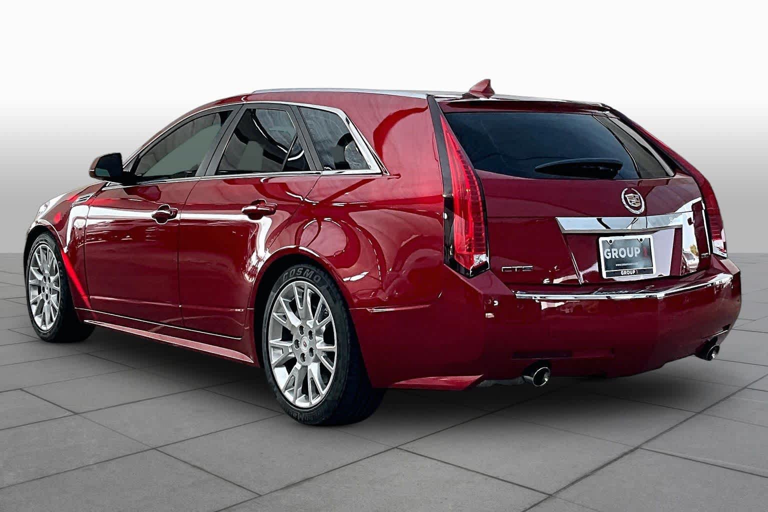 Used 2010 Cadillac CTS Premium RWD image 11