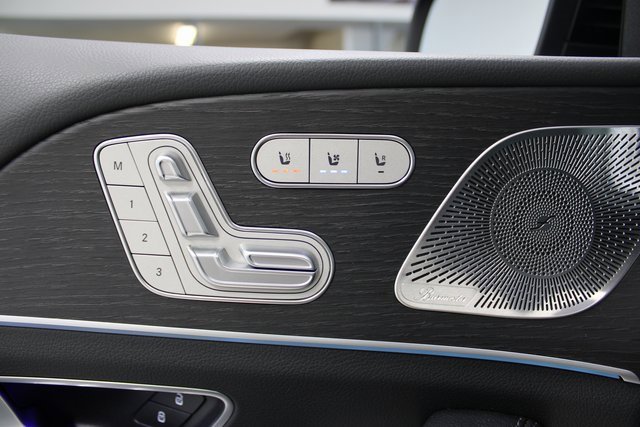 Used 2025 Mercedes-Benz GLS 450 4MATIC image 23