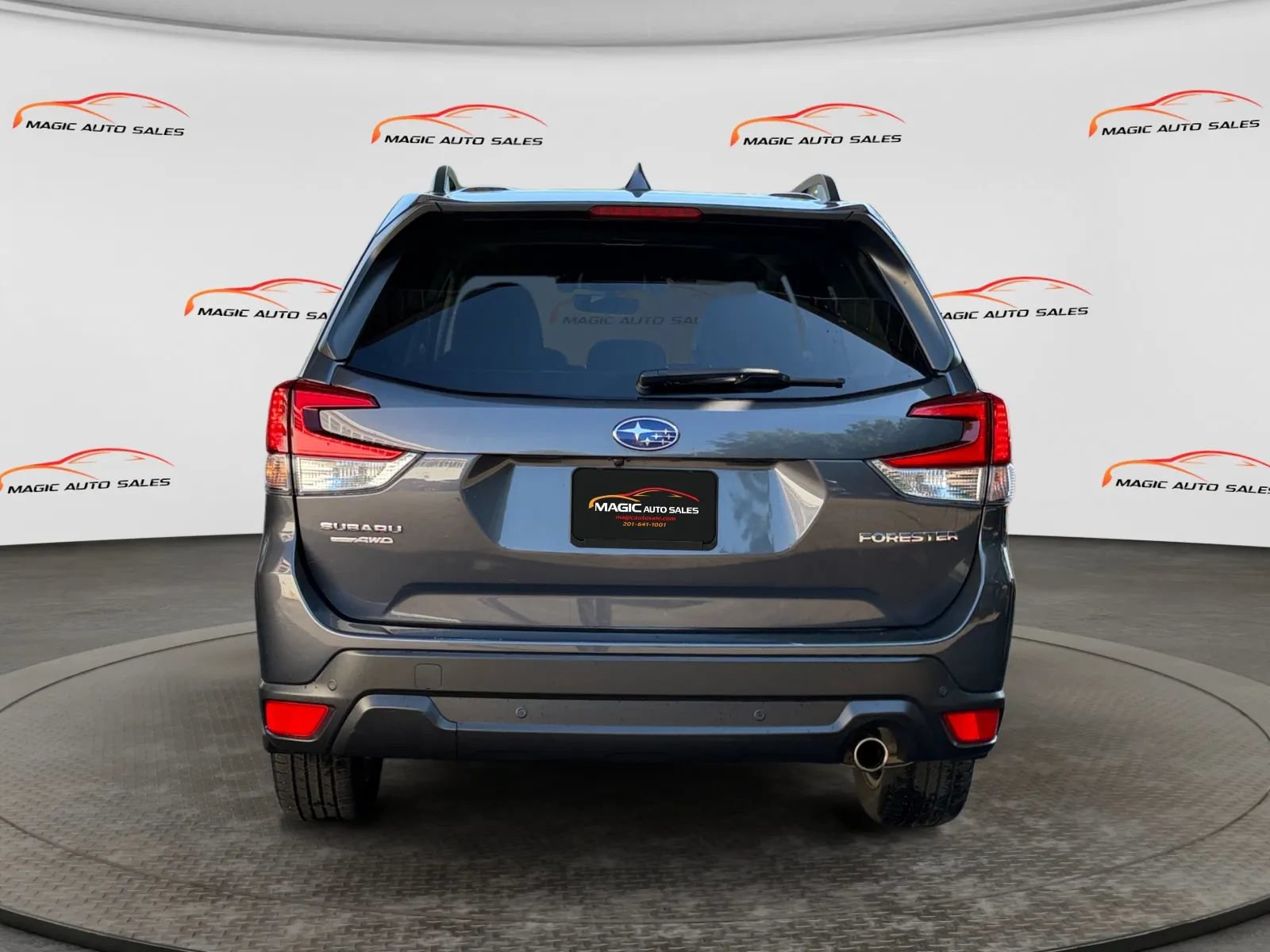 Used 2021 Subaru Forester Limited AWD/4WD image 9