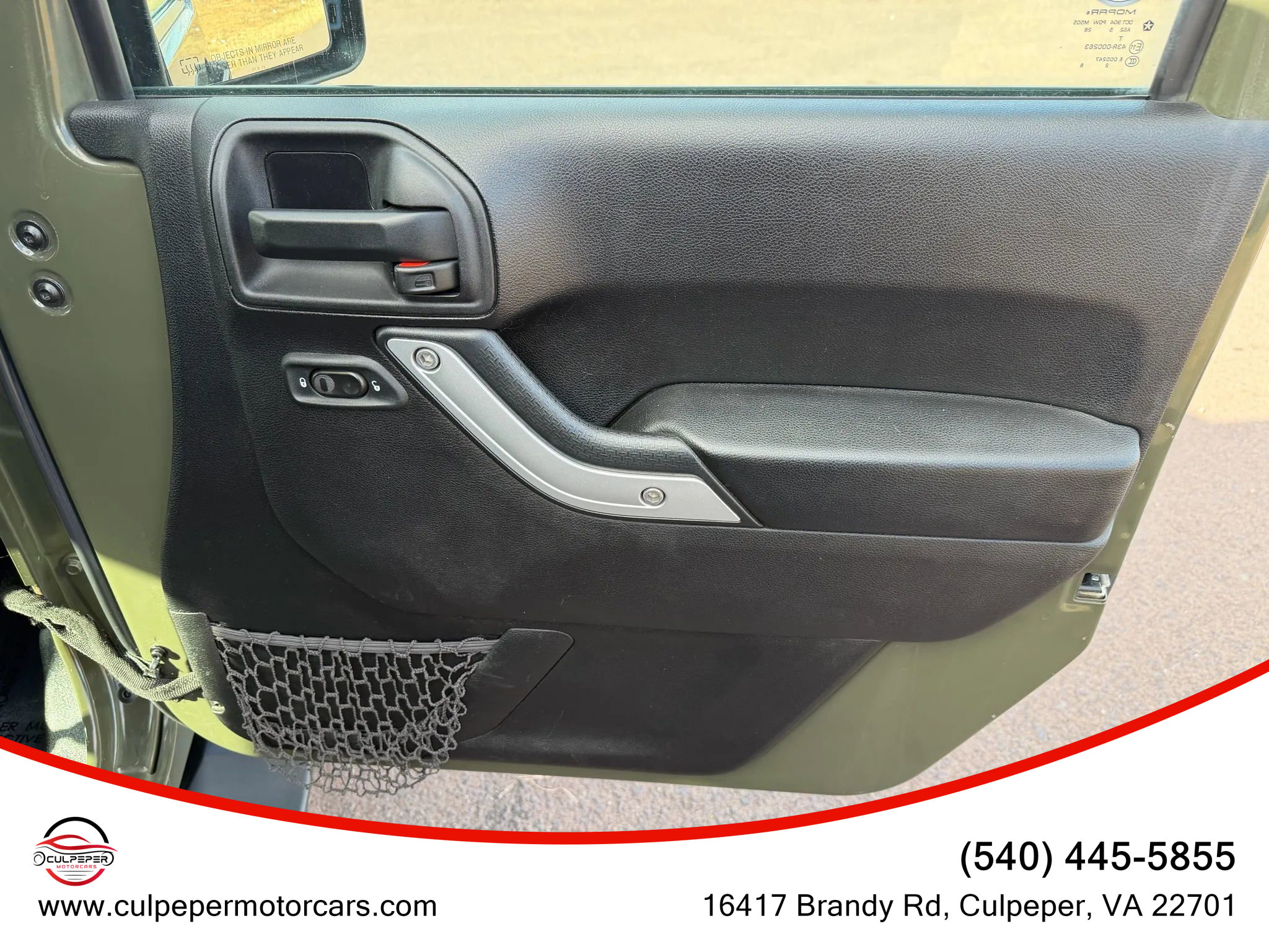 Used 2016 Jeep Wrangler Unlimited Sahara w/ Dual Top Group image 15