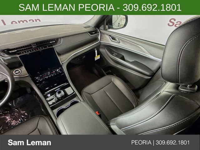New 2025 Jeep Grand Cherokee L Limited w/ Black Appearance Package image 23
