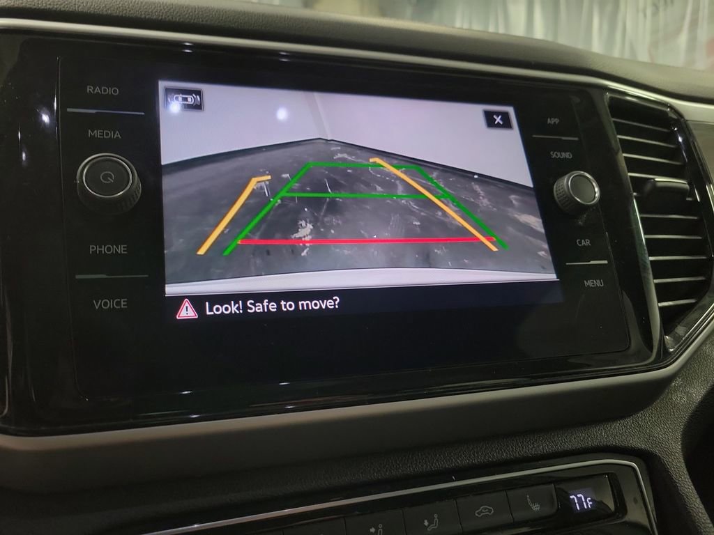 Used 2022 Volkswagen Atlas SE image 16