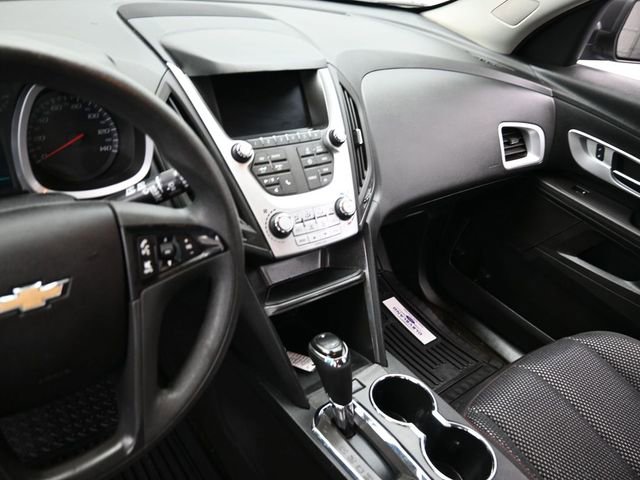 Used 2017 Chevrolet Equinox LS image 22