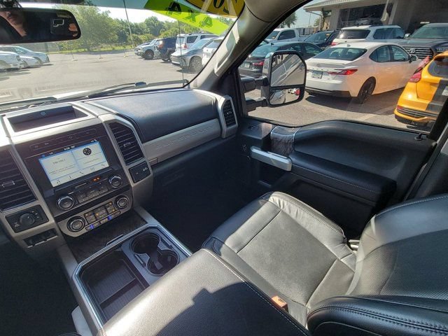 Used 2019 Ford F350 Lariat w/ Chrome Package AWD/4WD image 3