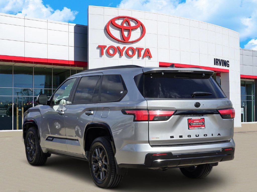 Certified 2024 Toyota Sequoia Platinum AWD/4WD image 3