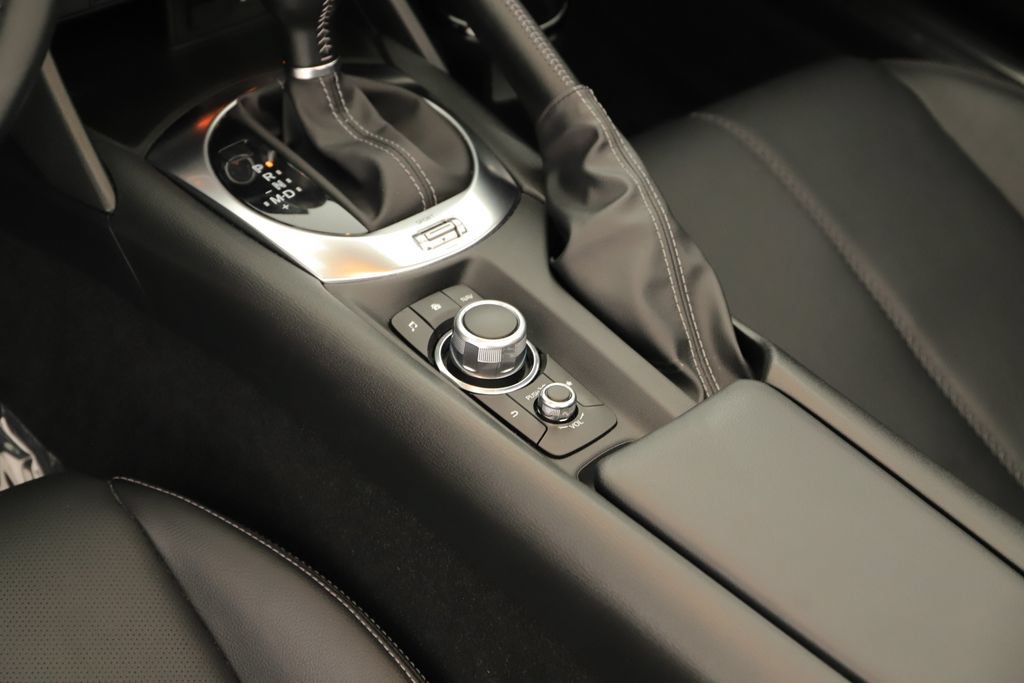 Used 2022 MAZDA MX-5 Miata Grand Touring w/ Weather Package RWD image 17