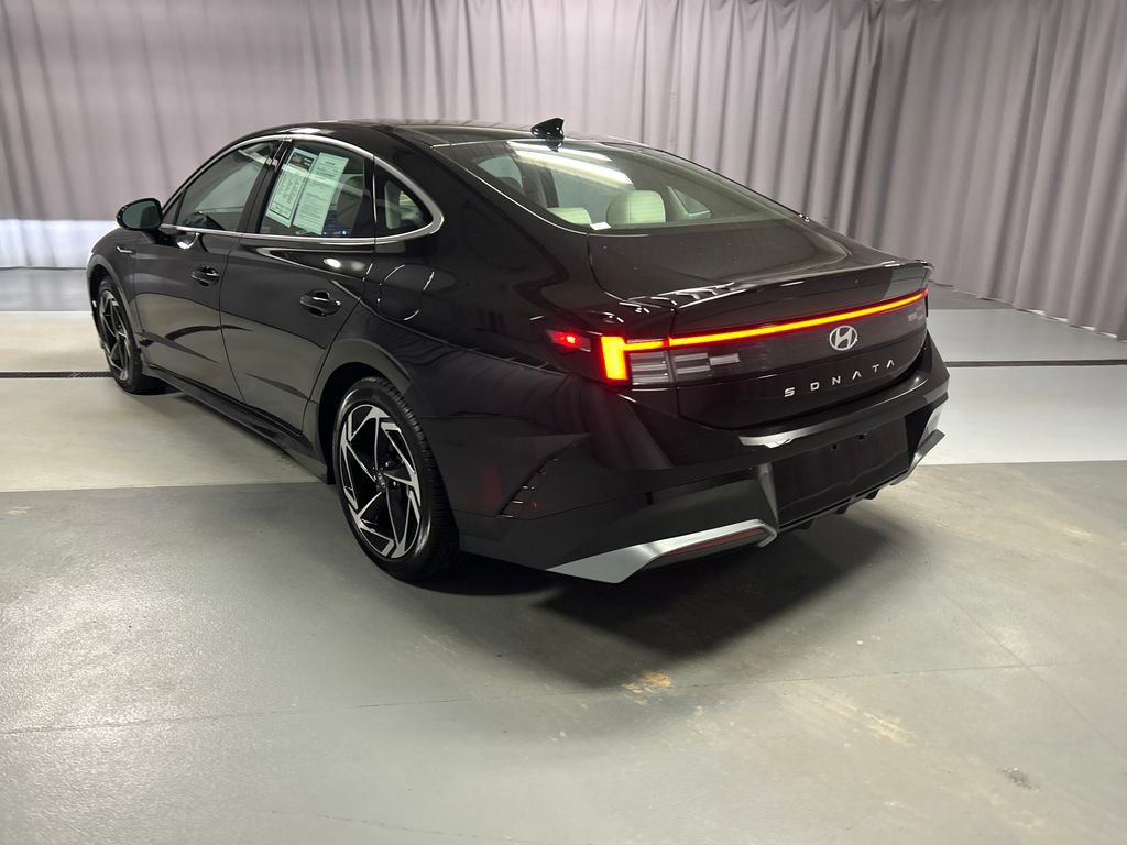 Used 2025 Hyundai Sonata SEL image 5